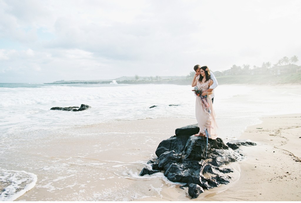Romantic Maui Anniversary Session by Wendy Laurel Photography 
