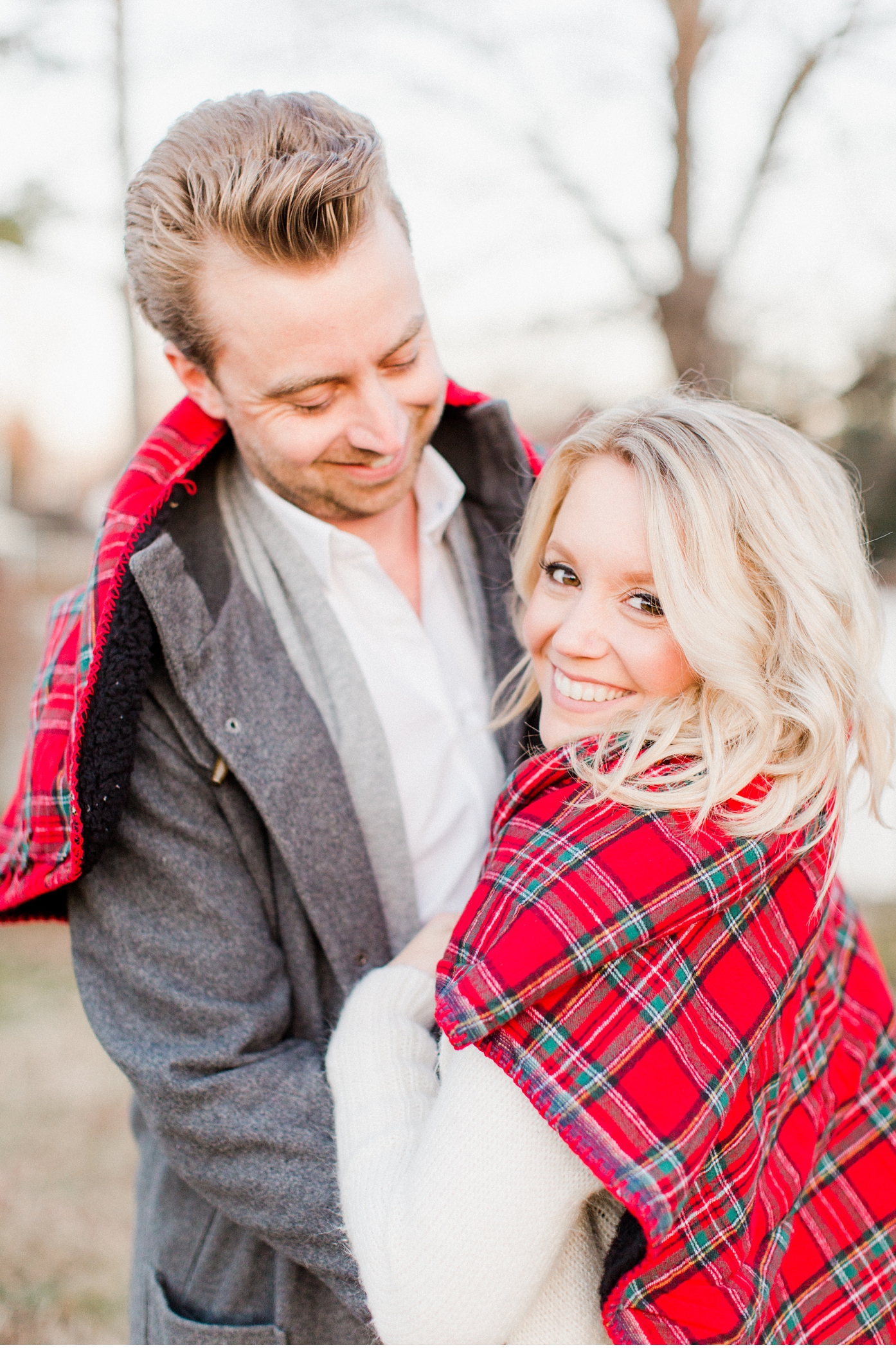 Cozy Winter Colonial Williamsburg Engagement Session by Alisandra Photography